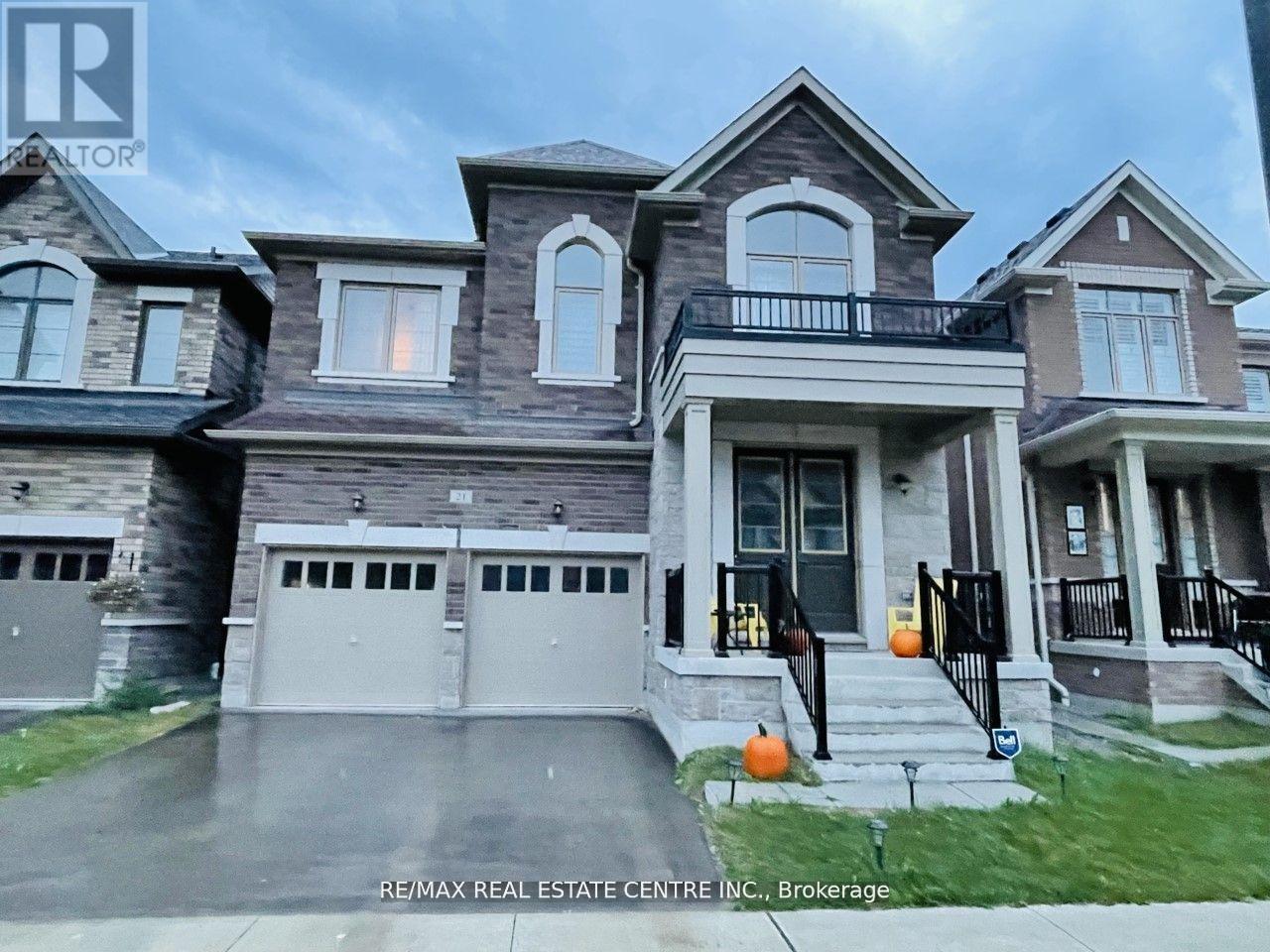 Upper - 21 Whitefish Street Property Photo 1