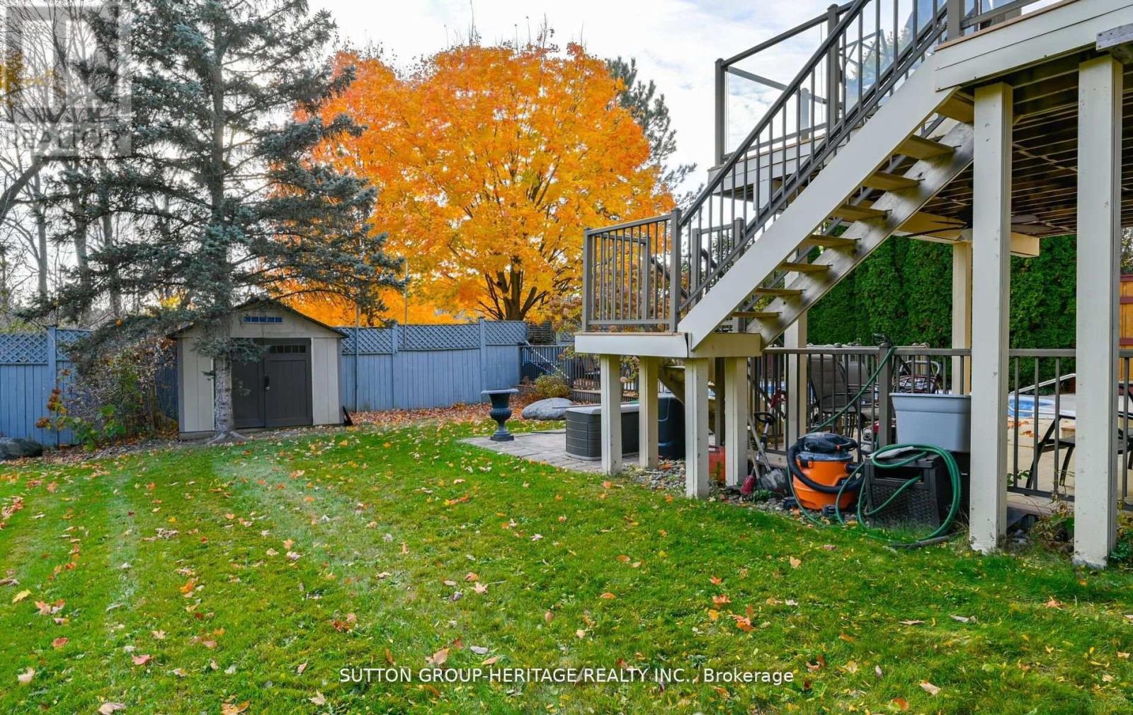 2330 Southcott Road Property Photo 22
