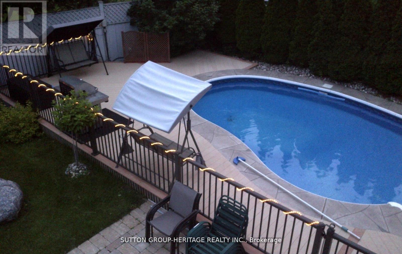 2330 Southcott Road Property Photo 24