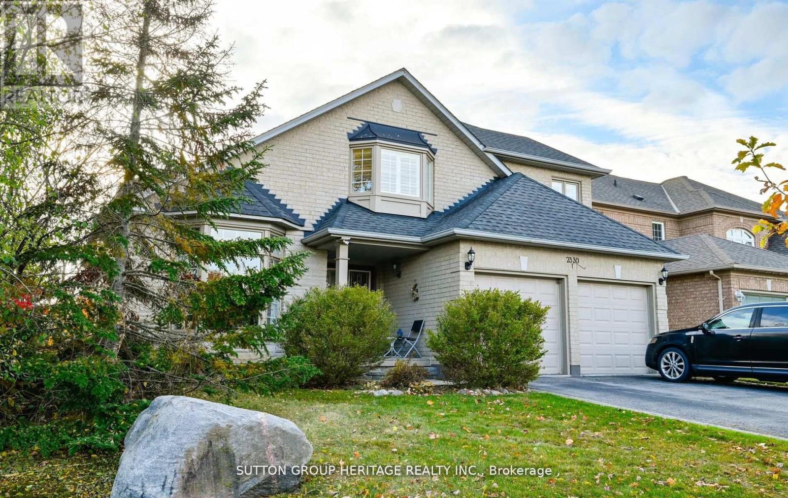 2330 Southcott Road Property Photo 28