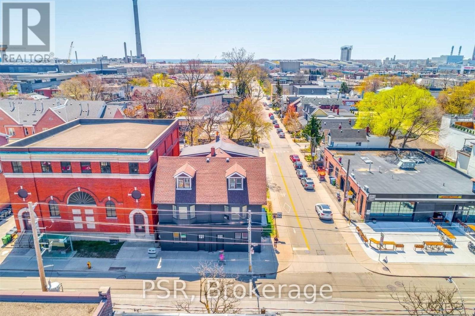 1349/1351 Queen Street E Property Photo 10
