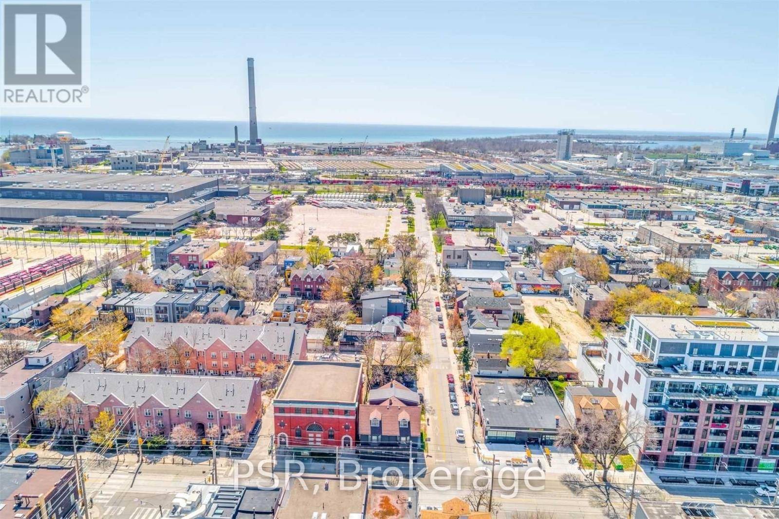 1349/1351 Queen Street E Property Photo 13