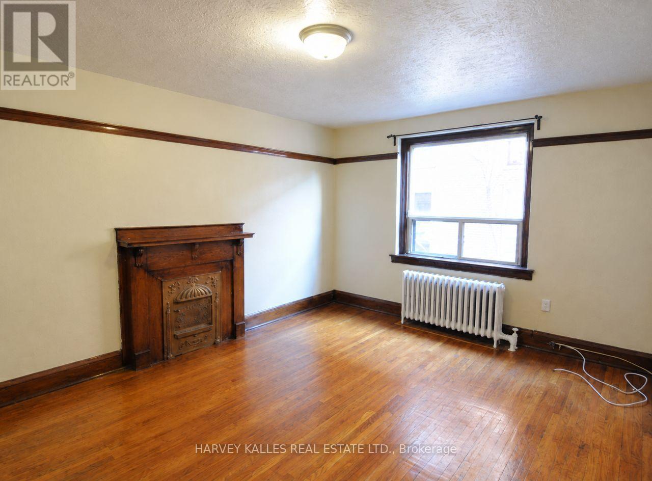 7 - 2220 Queen Street E Property Photo 2