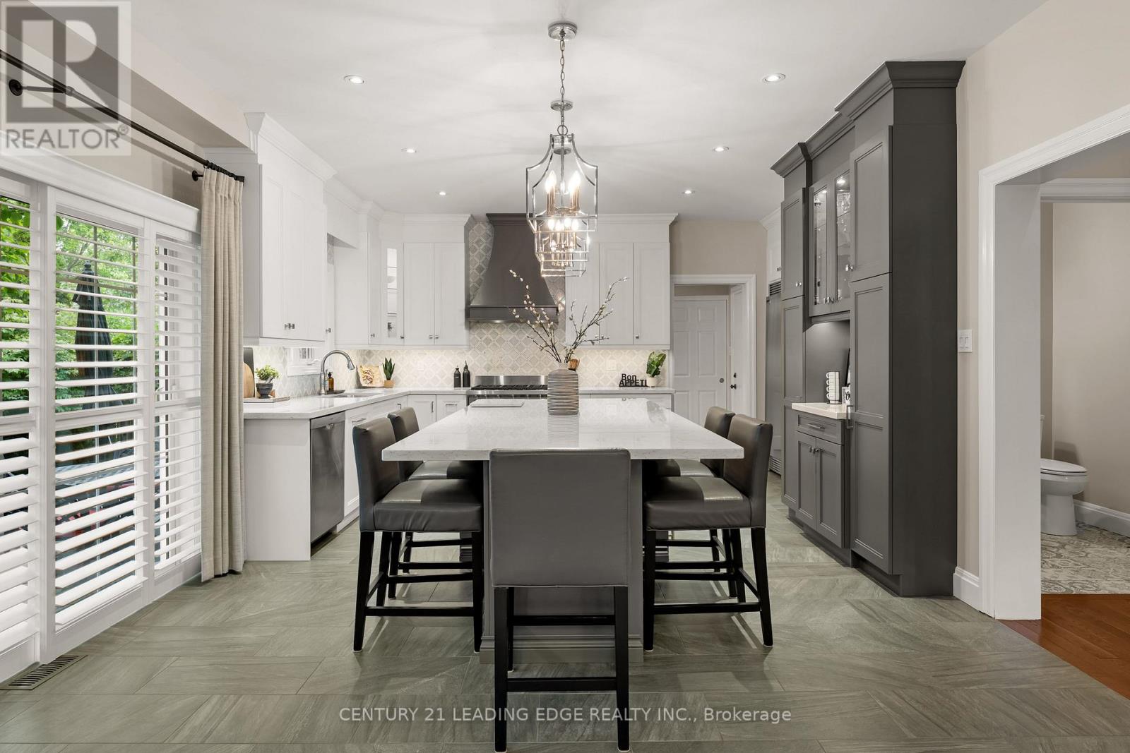 67 Hoile Drive Property Photo 14