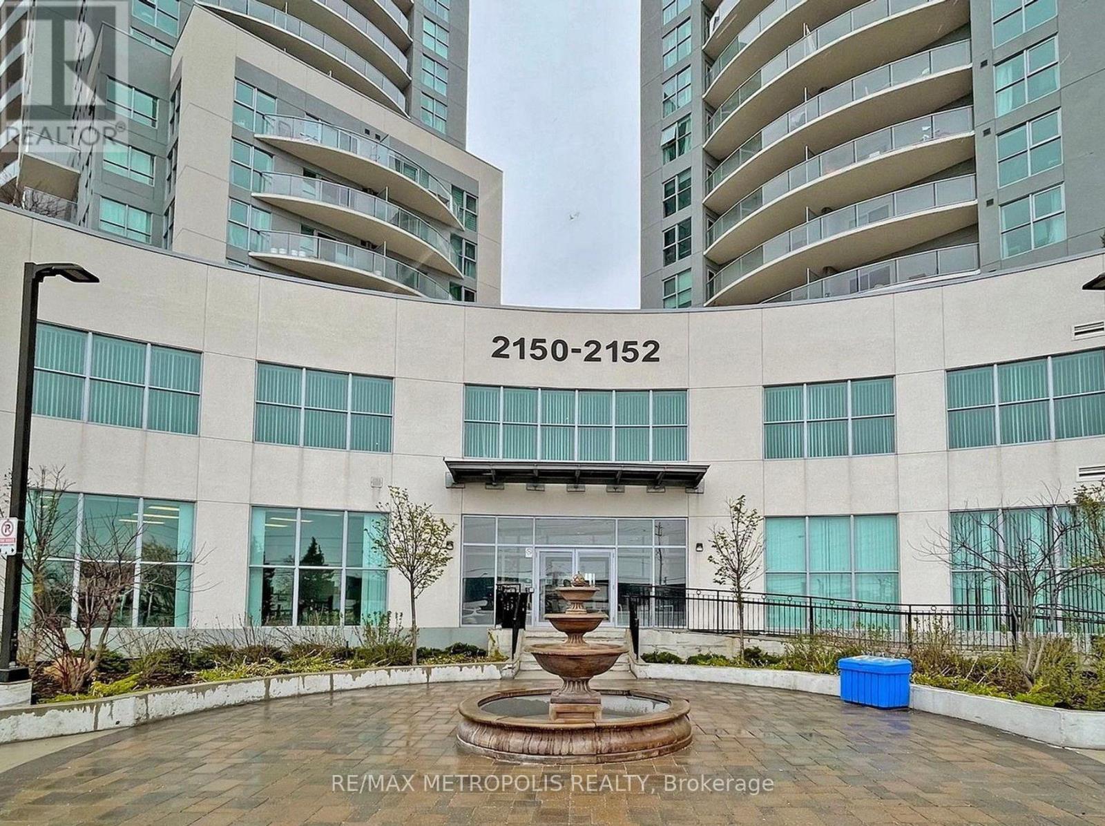 1502 - 2152 Lawrence Avenue E Property Photo 1