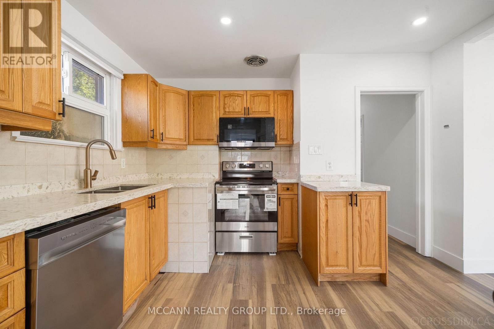 17 Barlow Road Property Photo 11