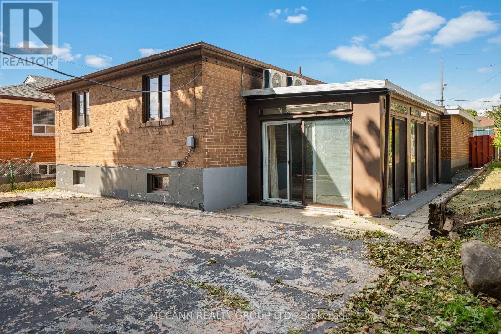 17 Barlow Road Property Photo 38