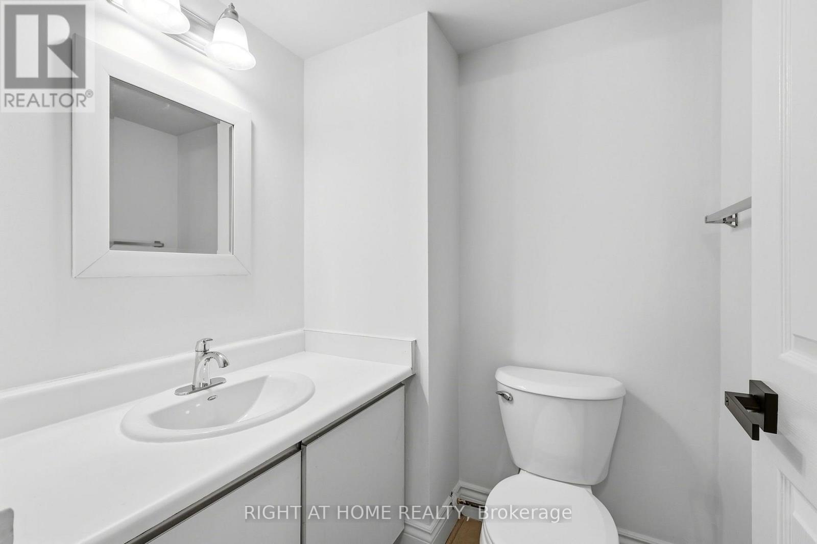 816 - 4727 Sheppard Avenue E Property Photo 16