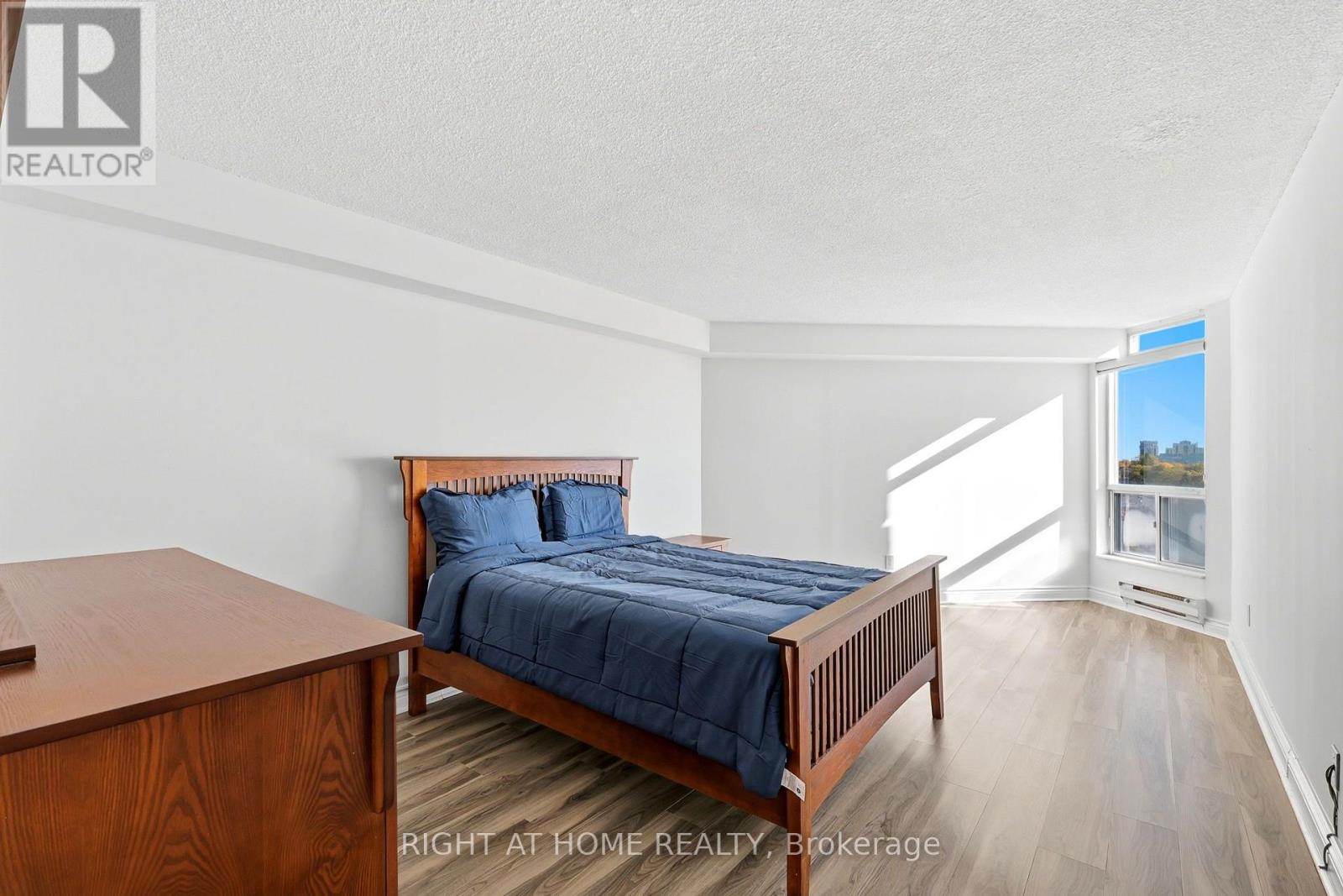 816 - 4727 Sheppard Avenue E Property Photo 21