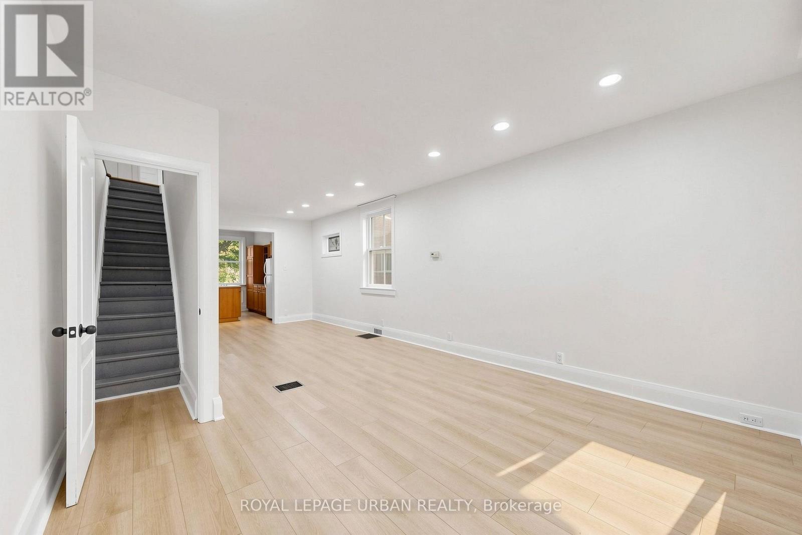 74 East Lynn Avenue Property Photo 4