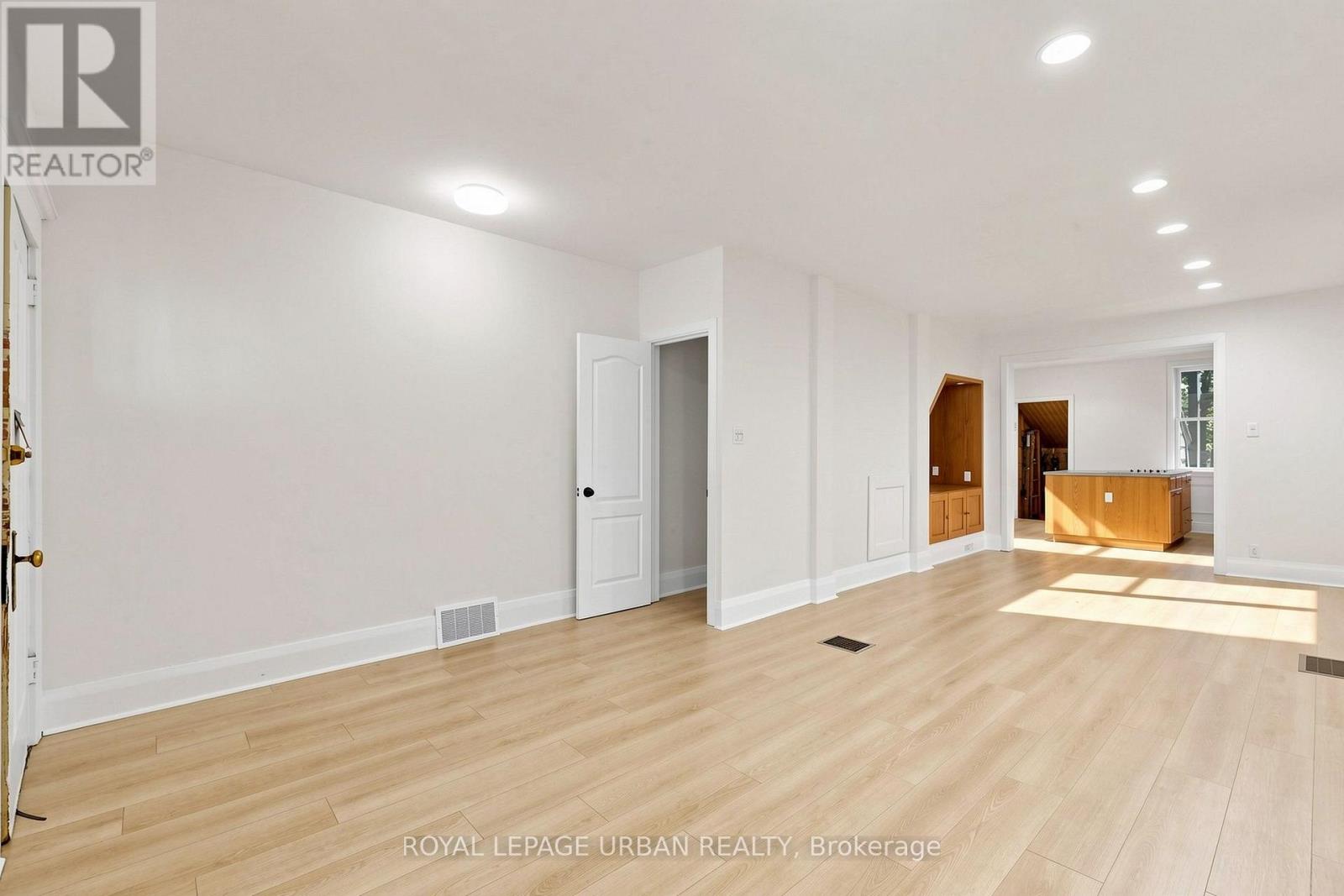 74 East Lynn Avenue Property Photo 6