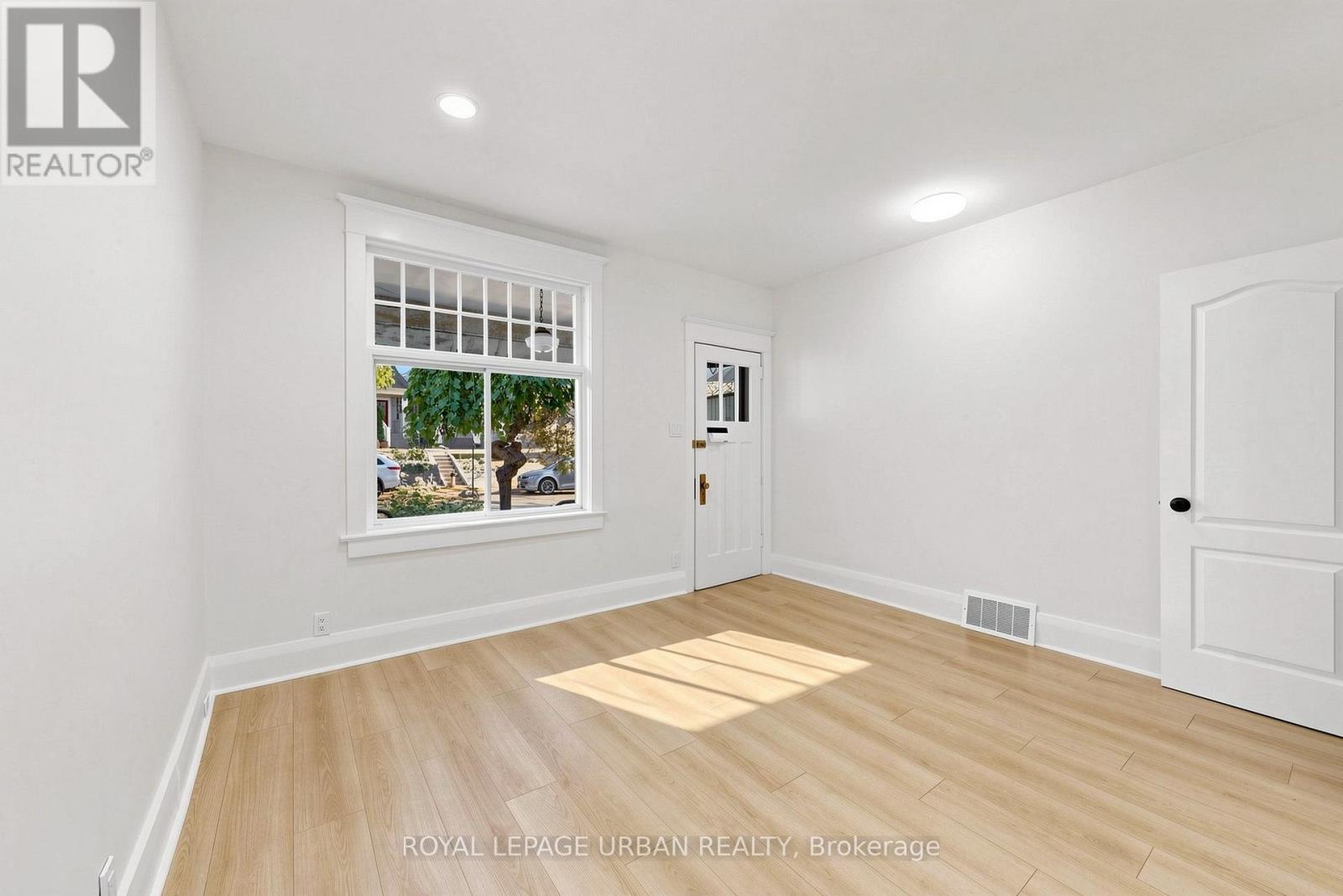 74 East Lynn Avenue Property Photo 9