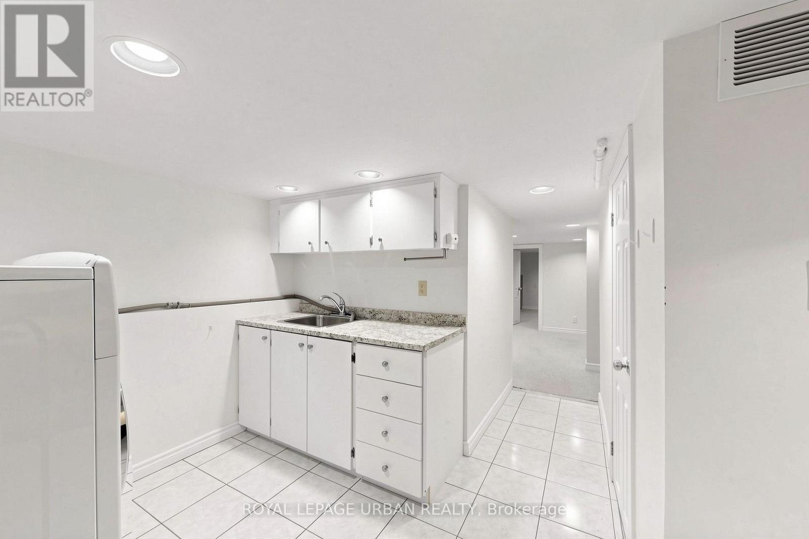 74 East Lynn Avenue Property Photo 16