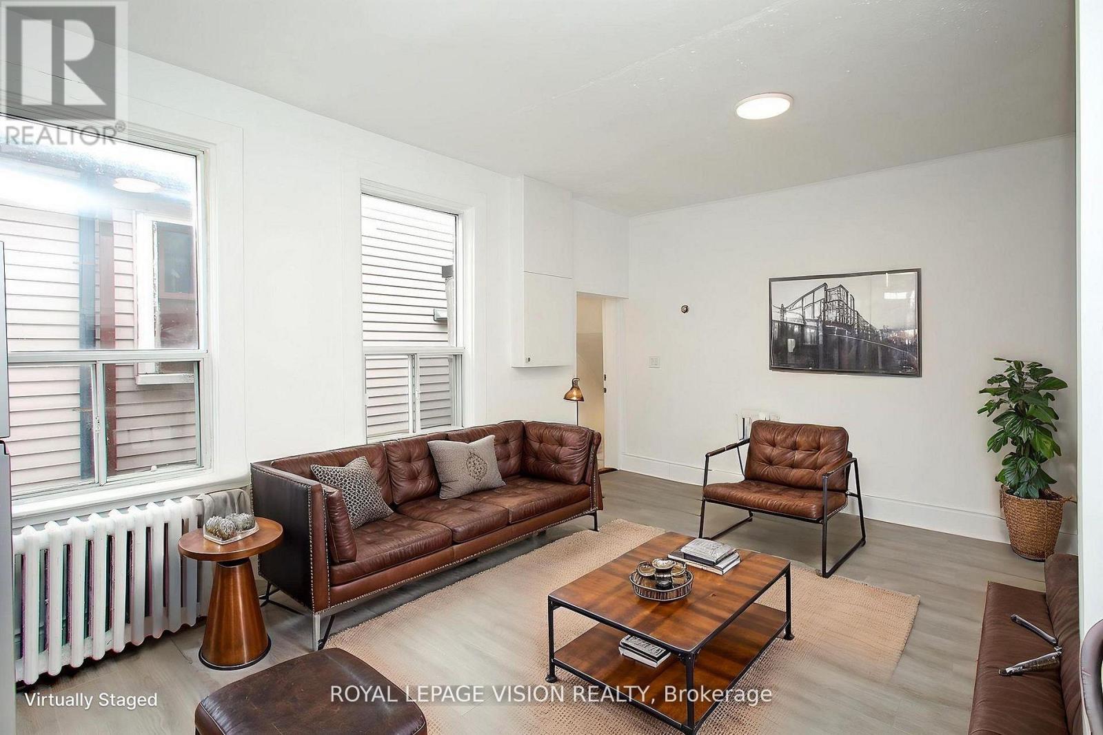 UPPER - 819 PAPE AVENUE Property Photo 1