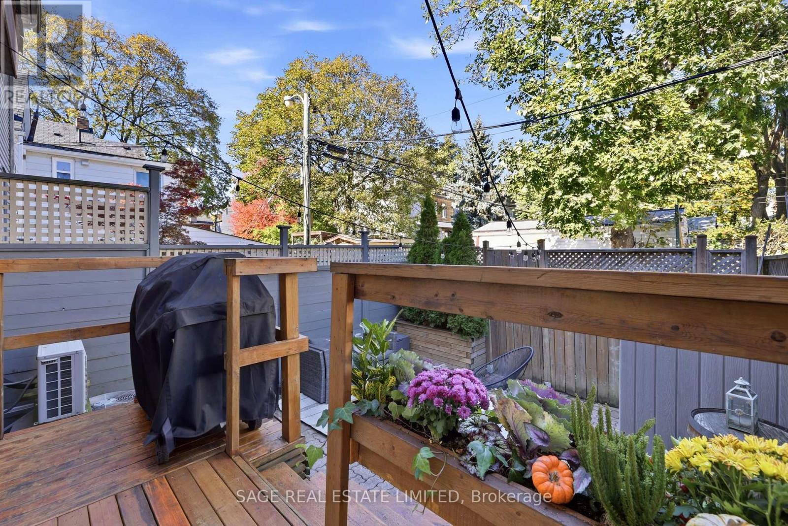 100 Dagmar Avenue Property Photo 42