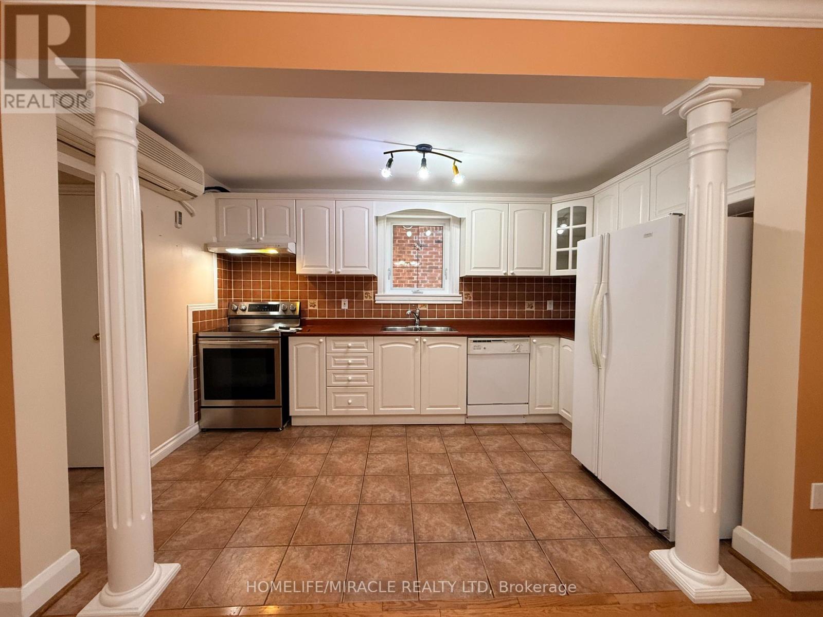 228 Browning Avenue Property Photo 13