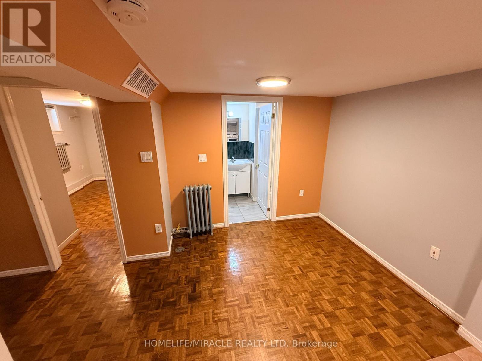 228 Browning Avenue Property Photo 30