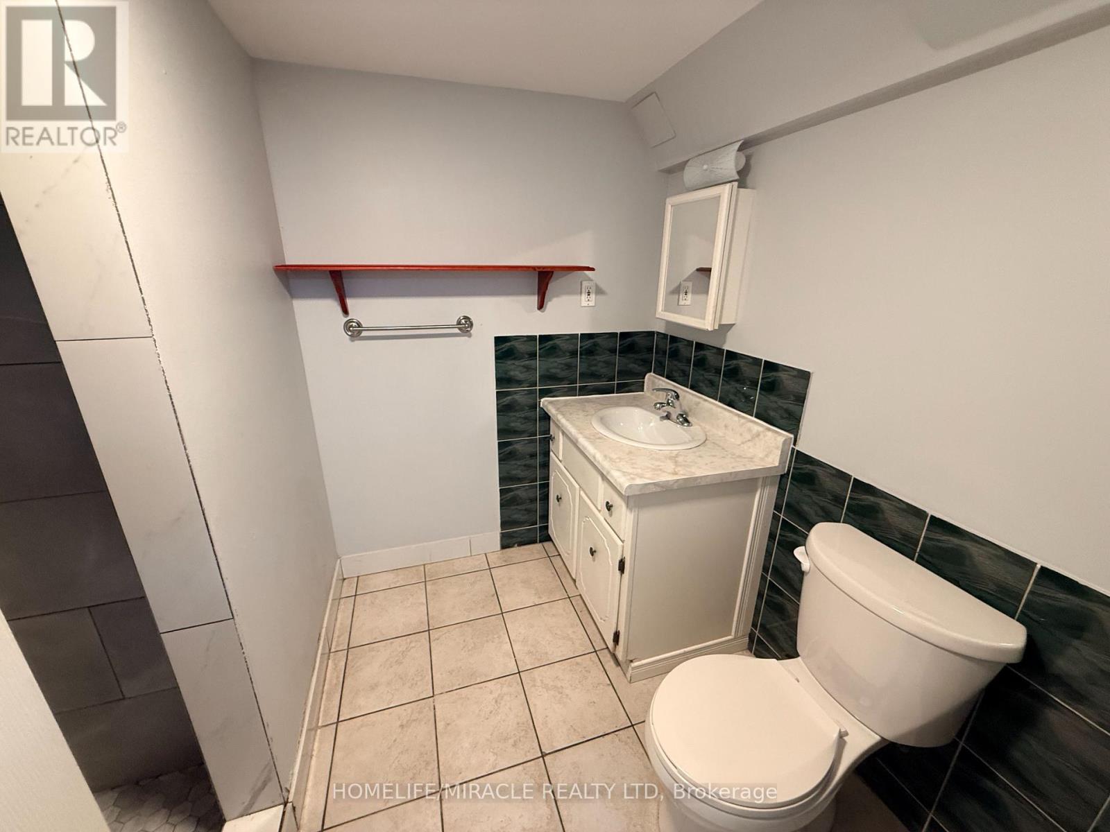 228 Browning Avenue Property Photo 36