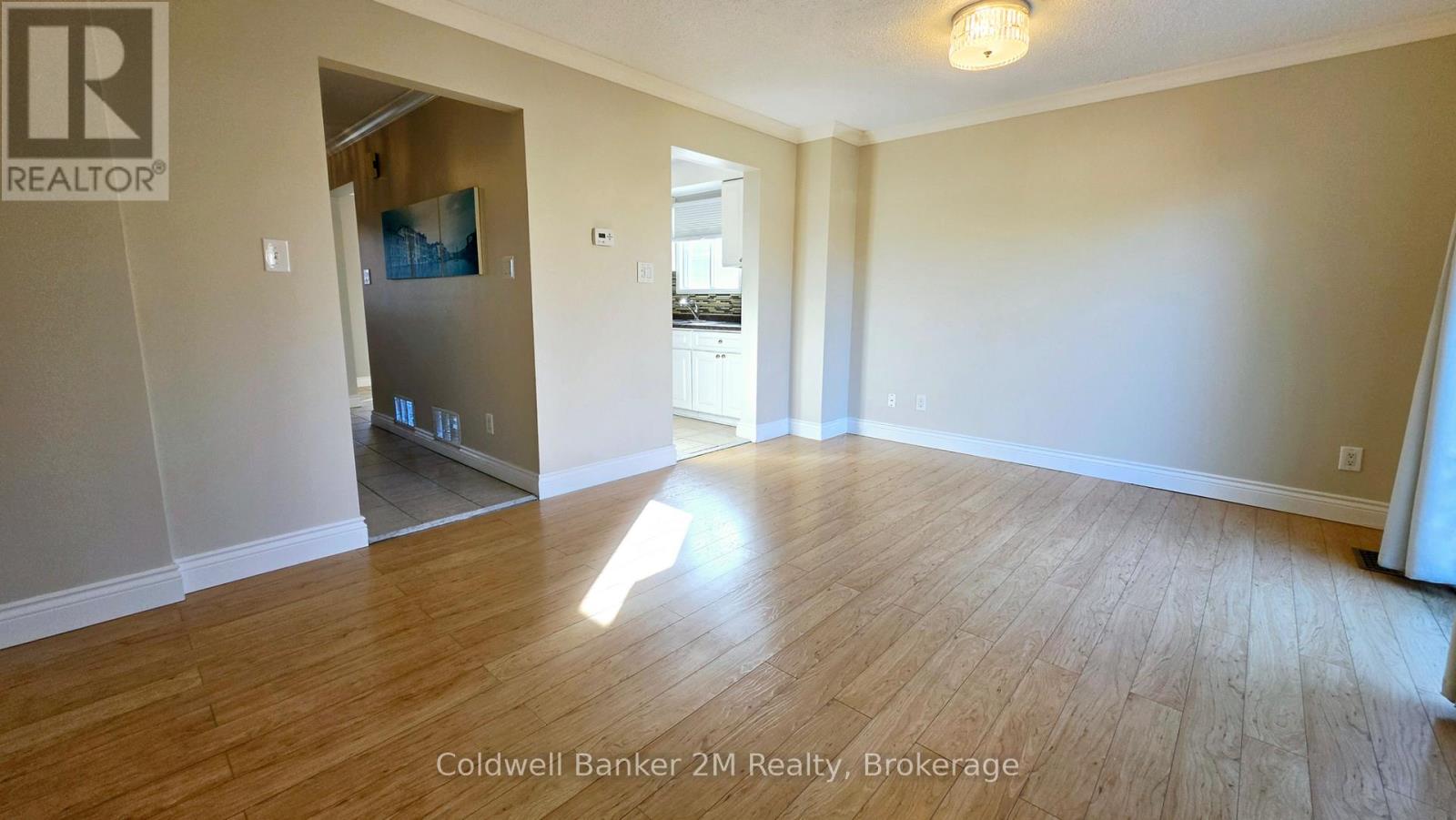852 Attersley Drive Property Photo 14