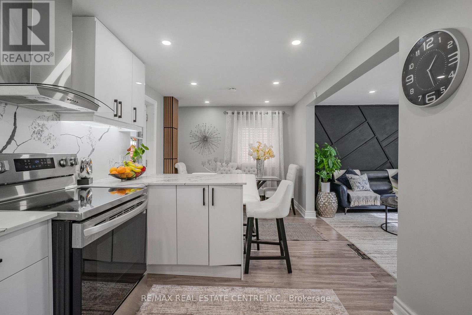 20 Brock Street Property Photo 17