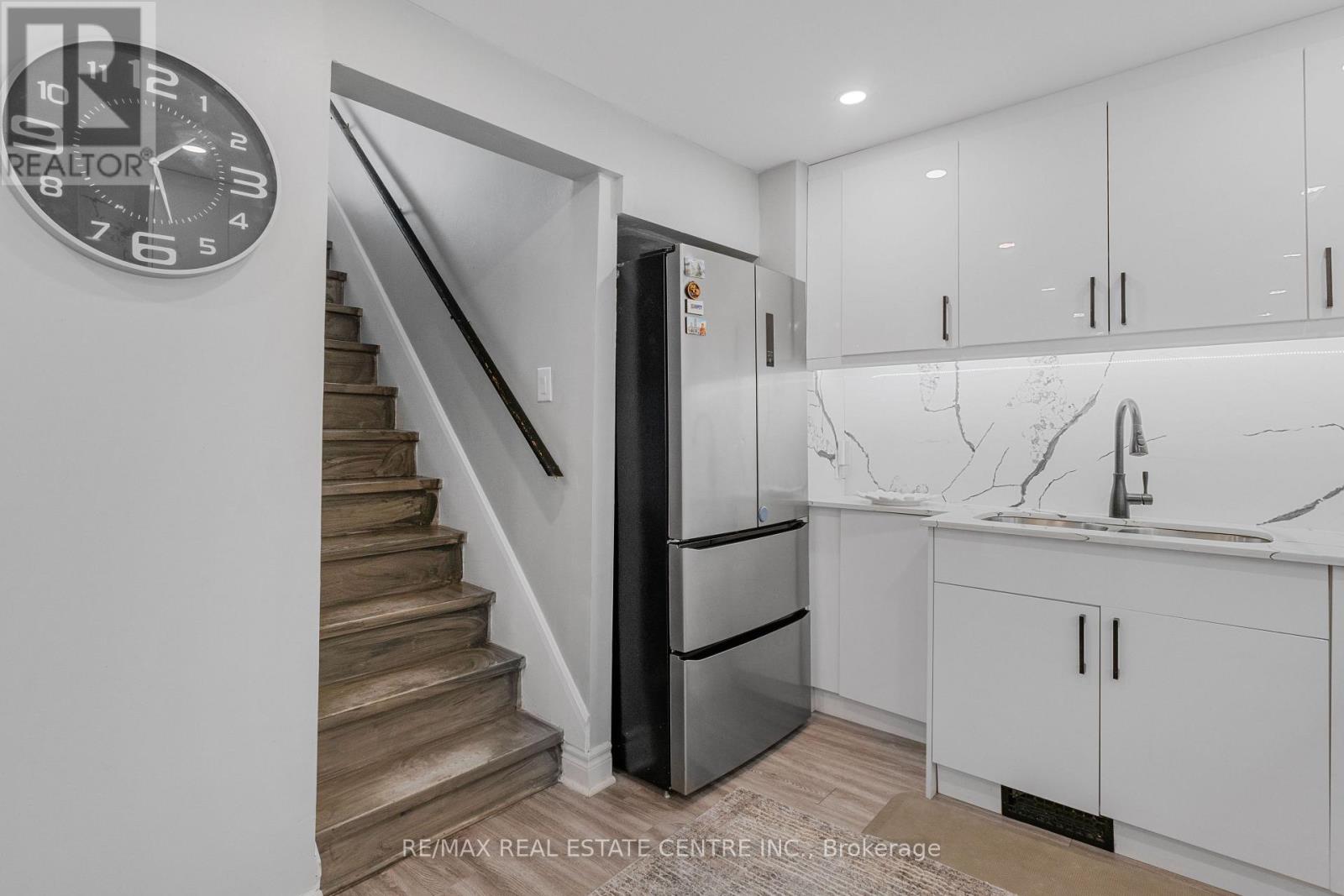 20 Brock Street Property Photo 19