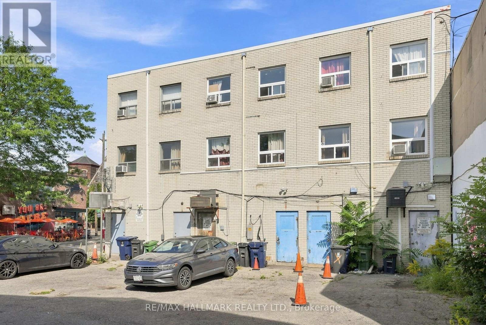 1485 Gerrard Street E Property Photo 33