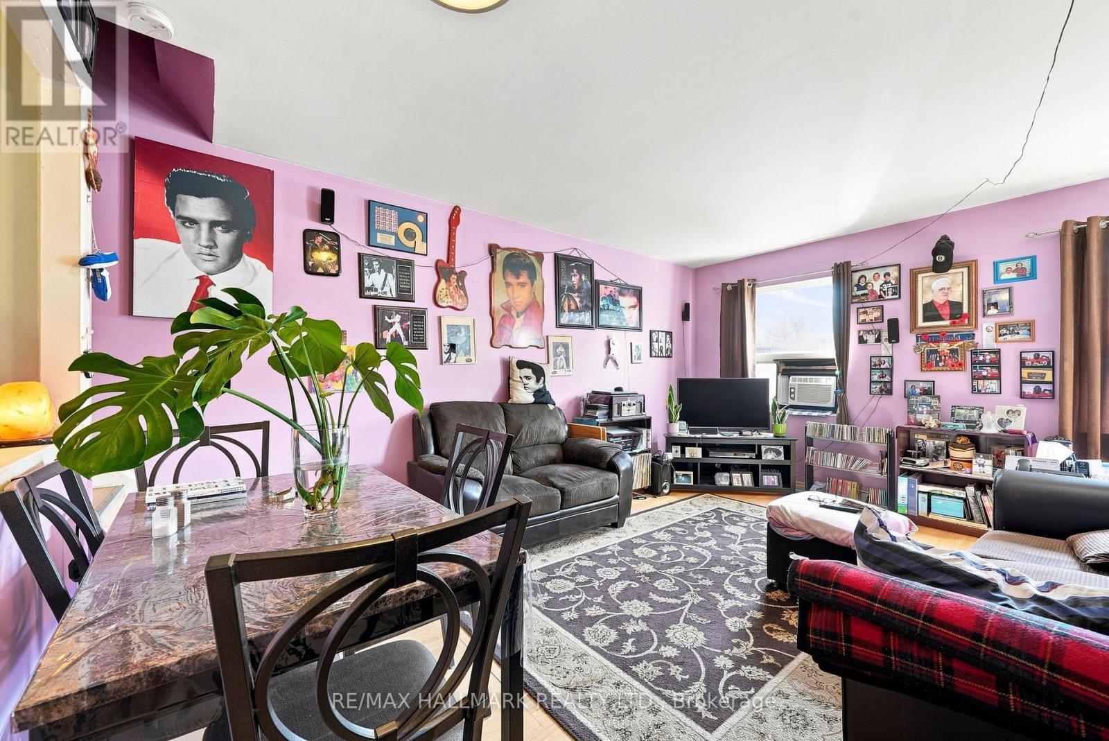 1487 Gerrard Street E Property Photo 24