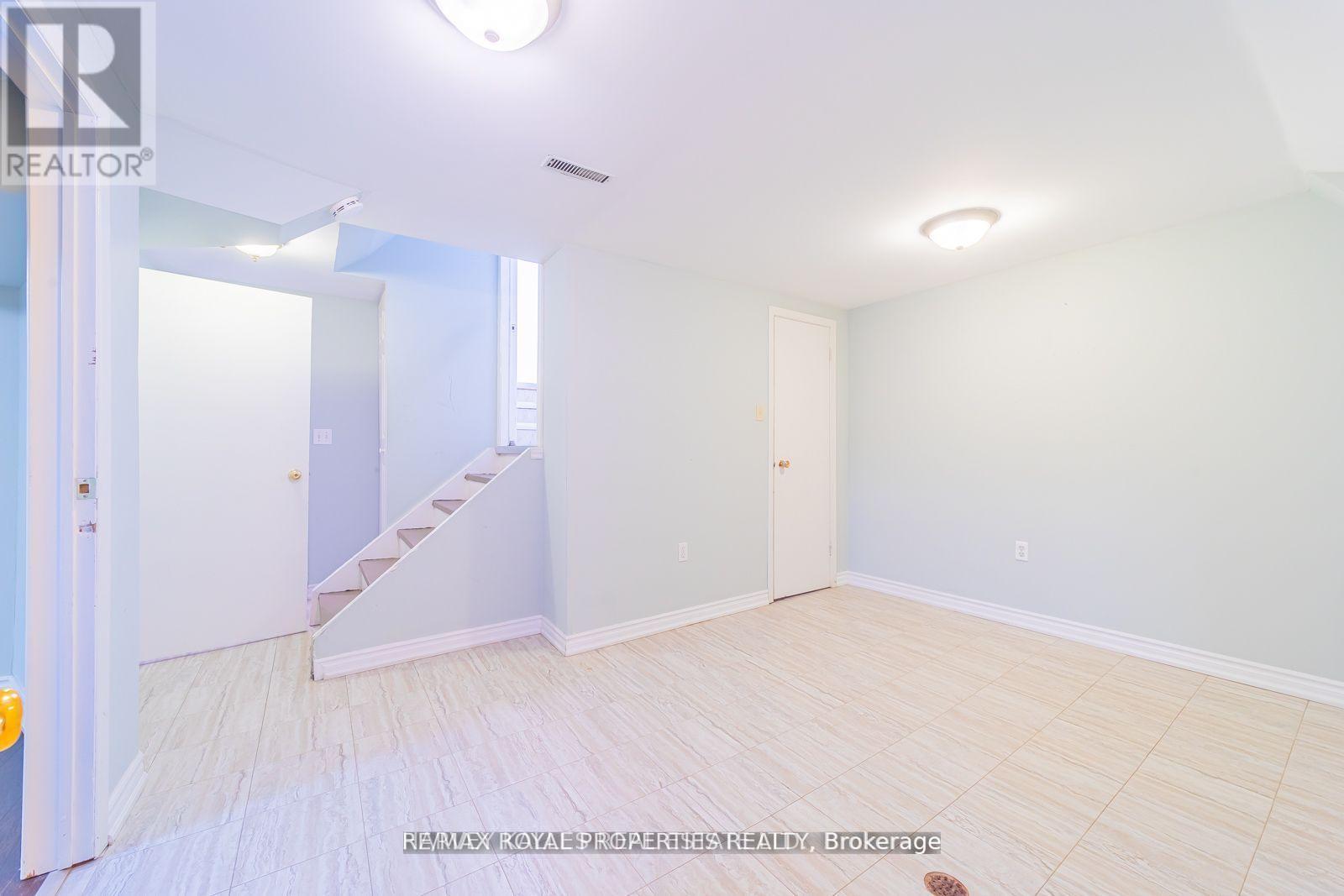 1639 Middleton Street S Property Photo 26