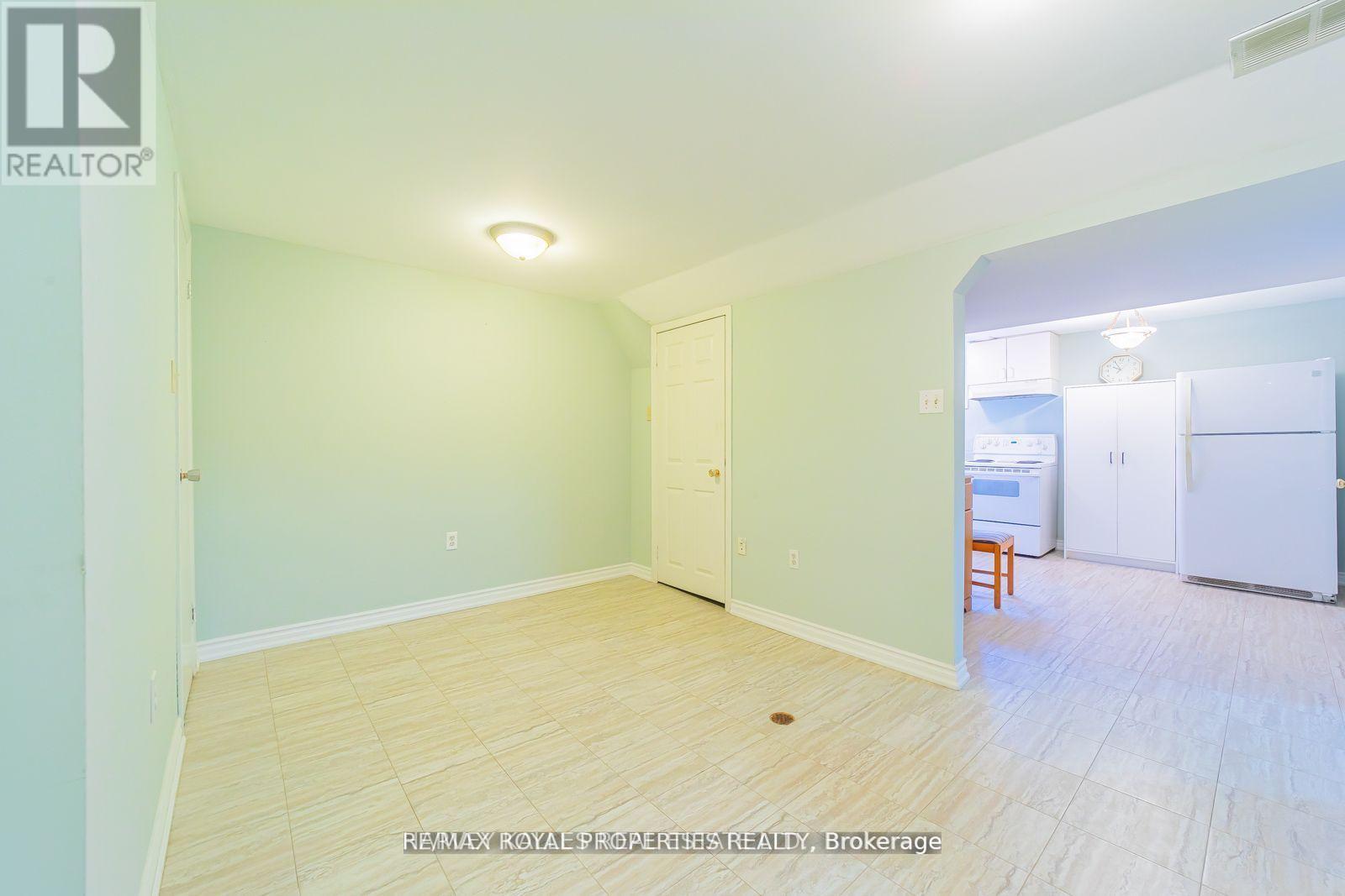 1639 Middleton Street S Property Photo 28