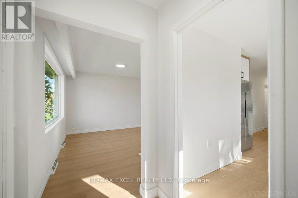 65 Wilson Road N Property Photo 2