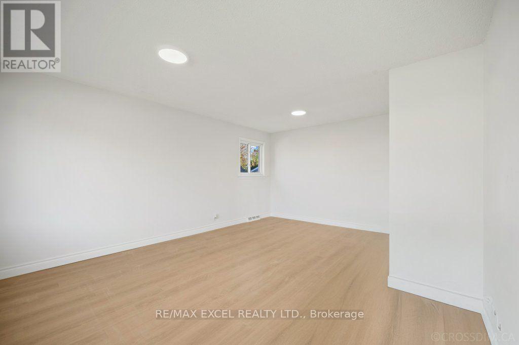 65 Wilson Road N Property Photo 3