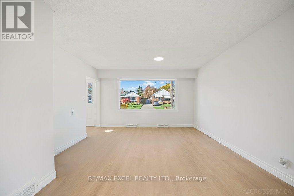 65 Wilson Road N Property Photo 5