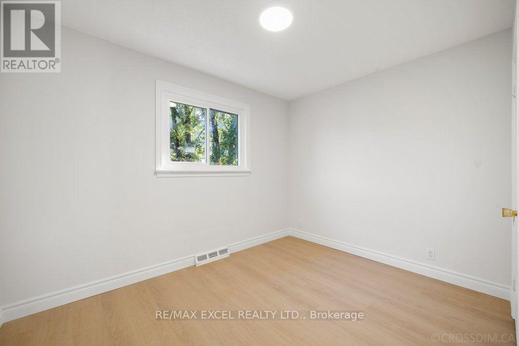 65 Wilson Road N Property Photo 15