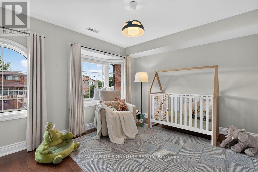 281b Glebemount Avenue Property Photo 22