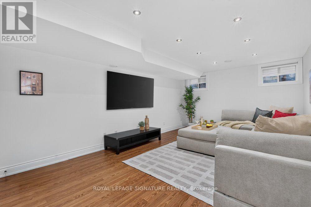 281b Glebemount Avenue Property Photo 32