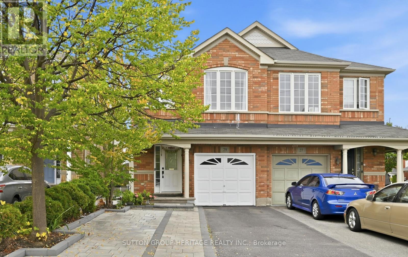 29 Tozer Crescent Property Photo 1