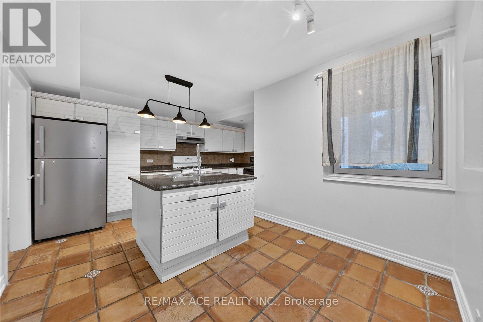 Main - 3 Larwood Boulevard Property Photo 13