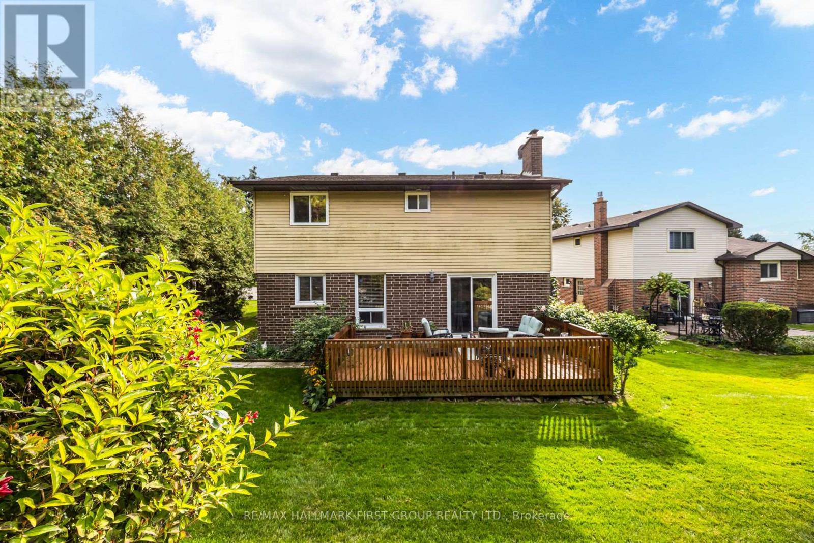 33 Anstead Crescent Property Photo 30