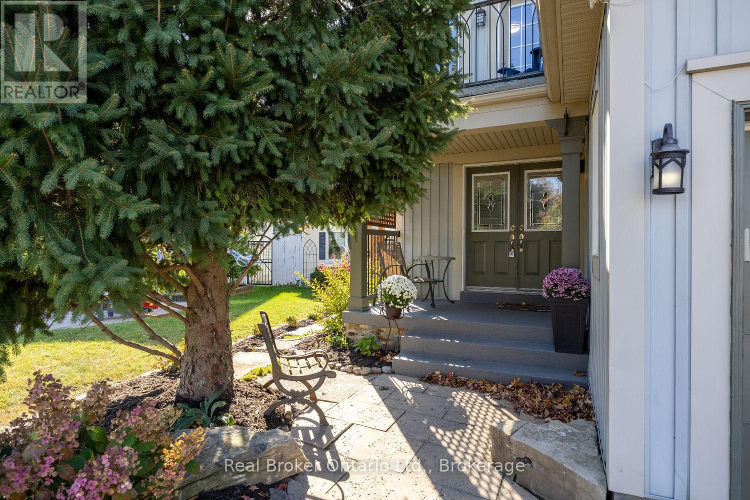 119 Allworth Crescent Property Photo 4