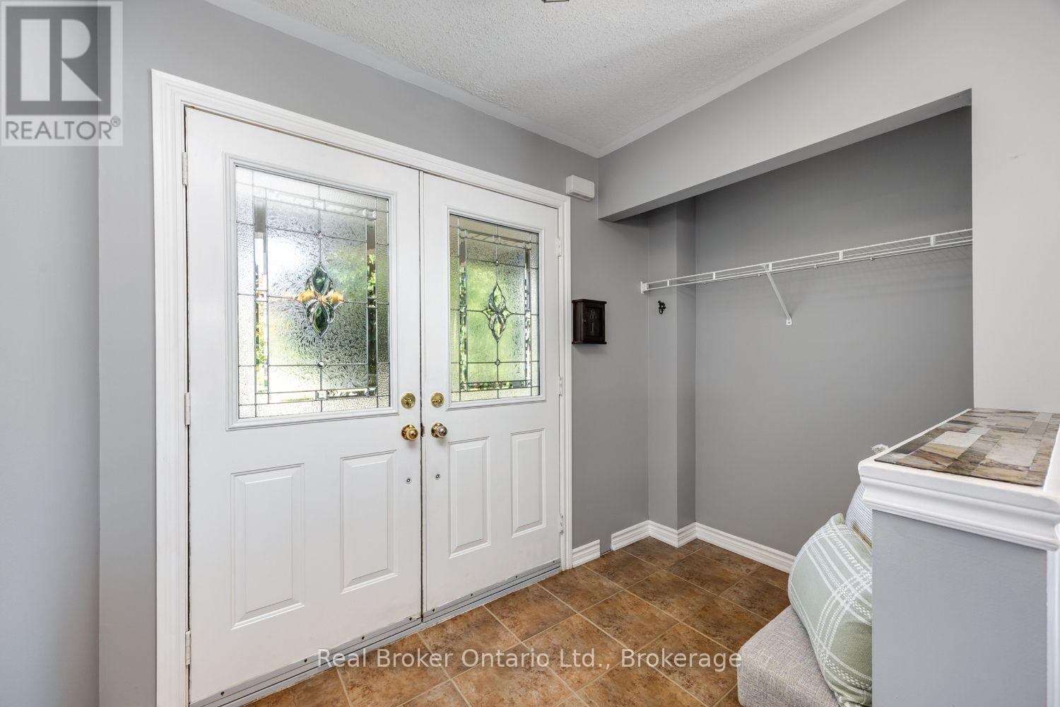 119 Allworth Crescent Property Photo 6