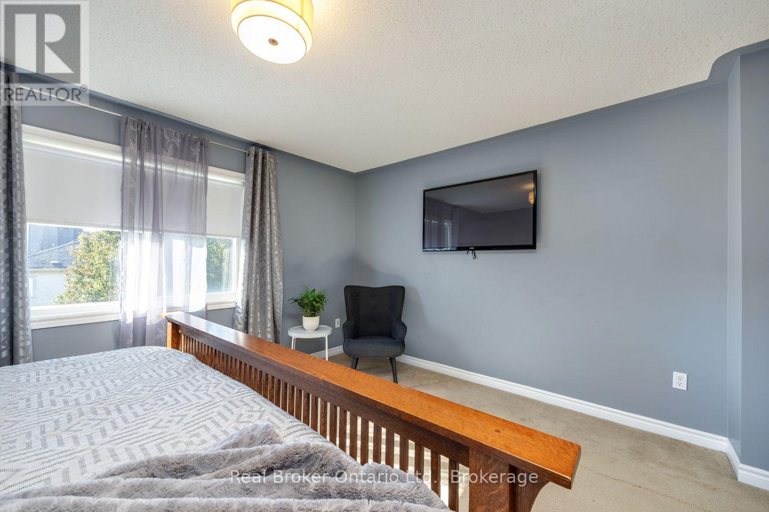 119 Allworth Crescent Property Photo 21
