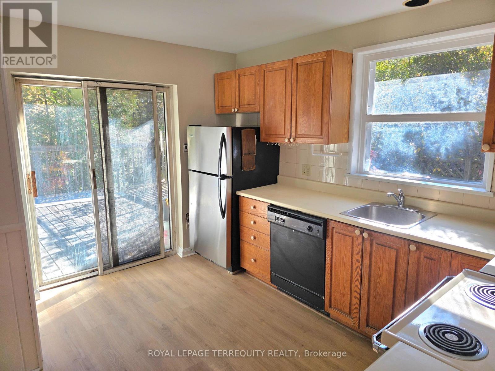 107 Cliffcrest Drive Property Photo 11
