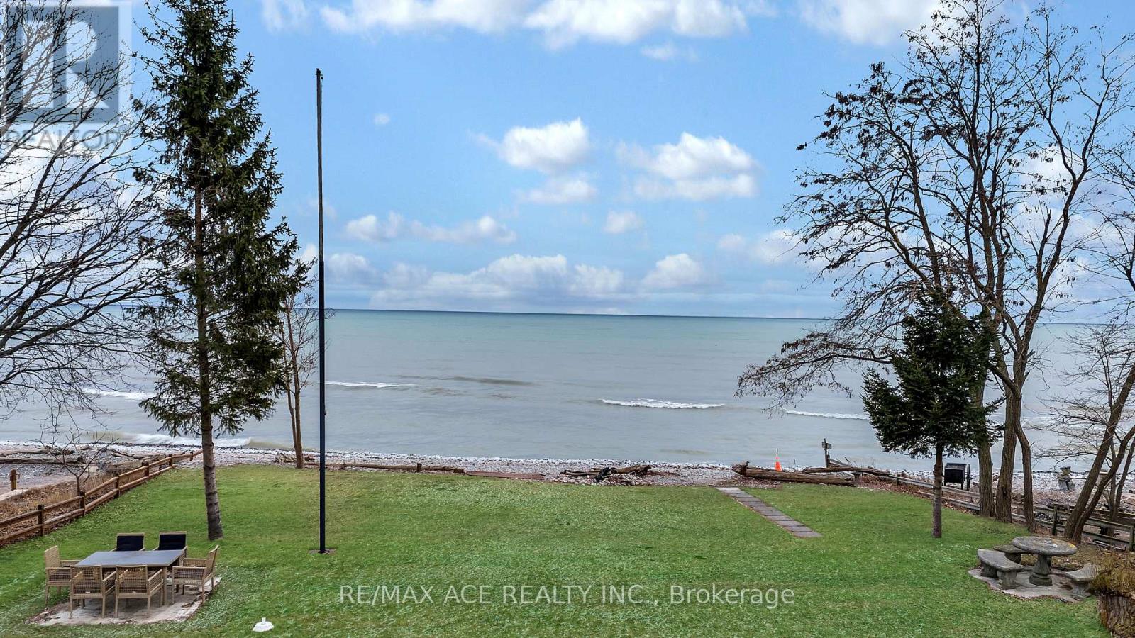 52 West Beach Road Property Photo 6