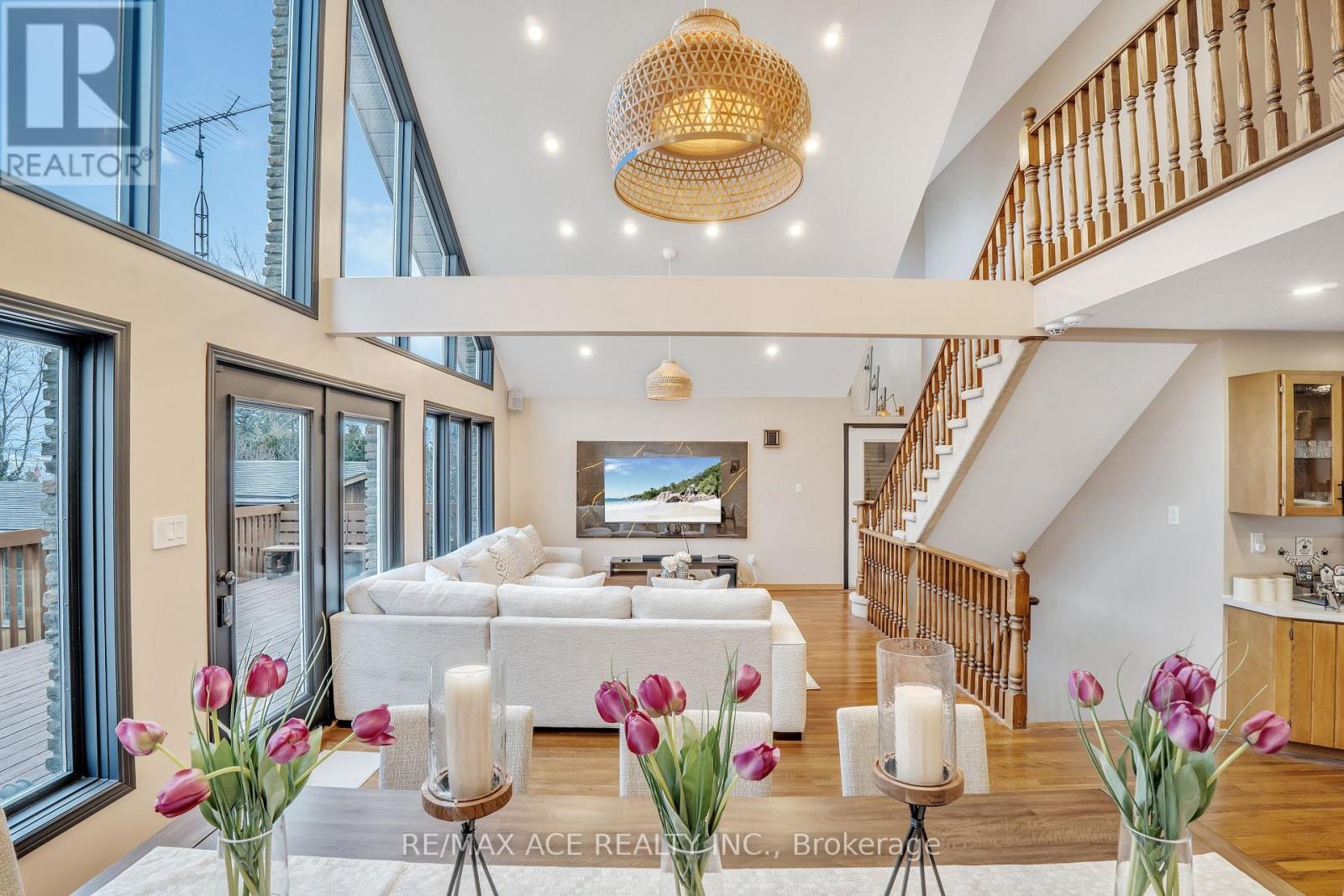 52 West Beach Road Property Photo 18