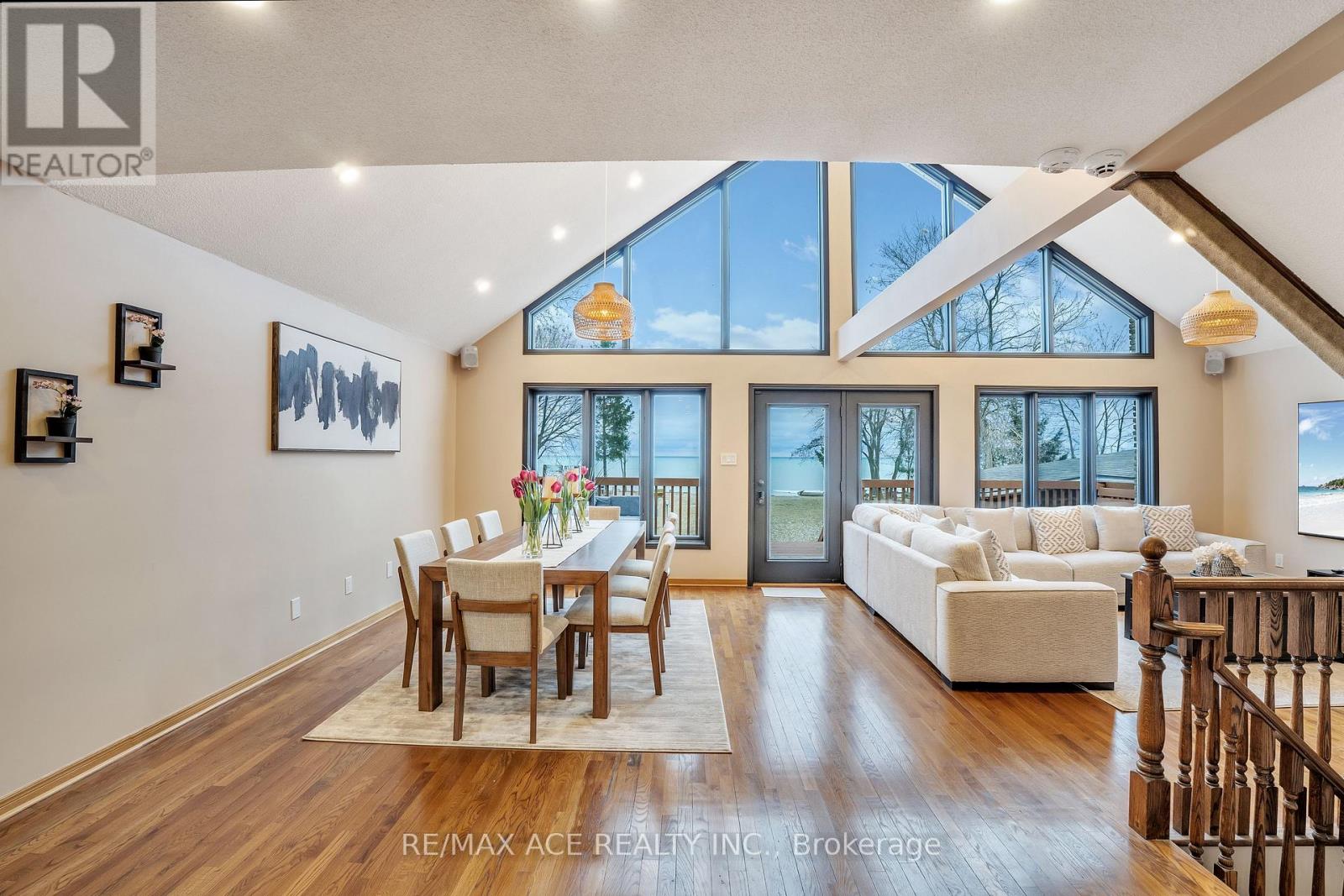 52 West Beach Road Property Photo 20