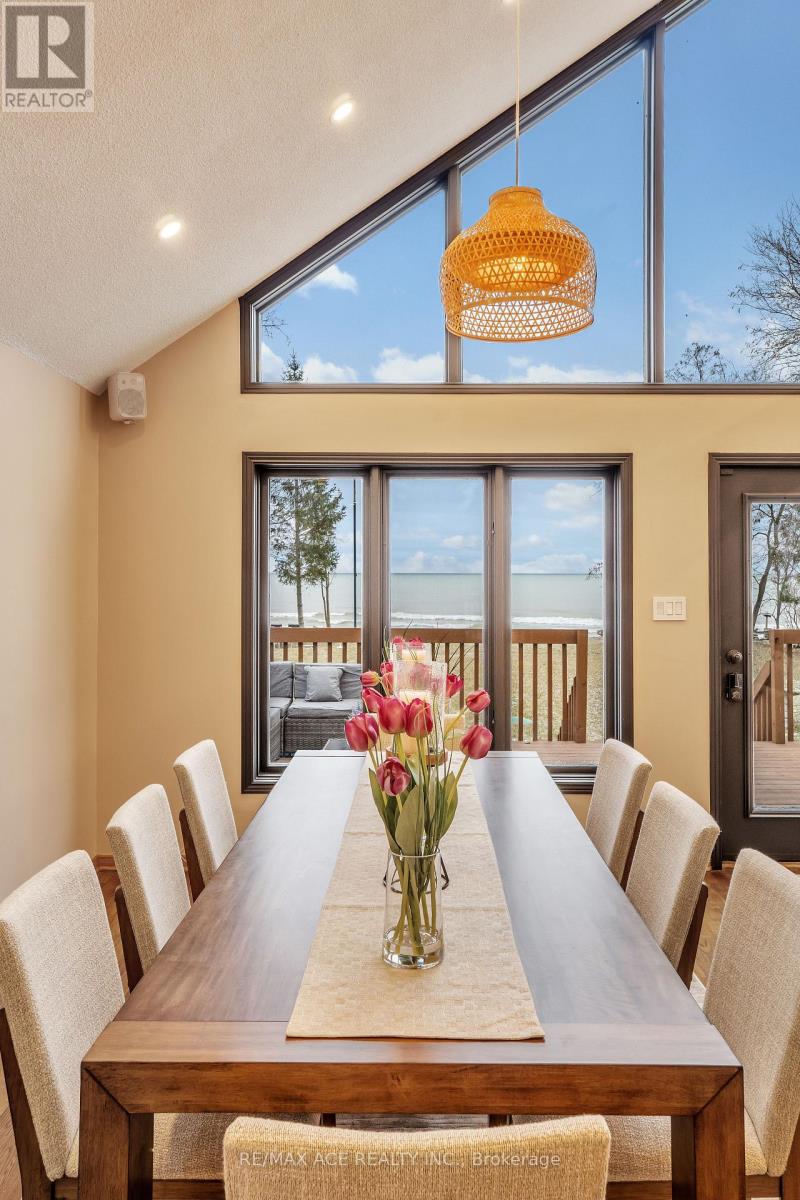 52 West Beach Road Property Photo 21