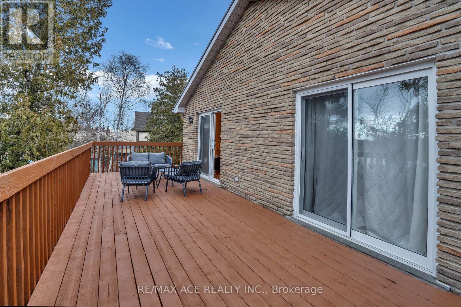 52 West Beach Road Property Photo 32