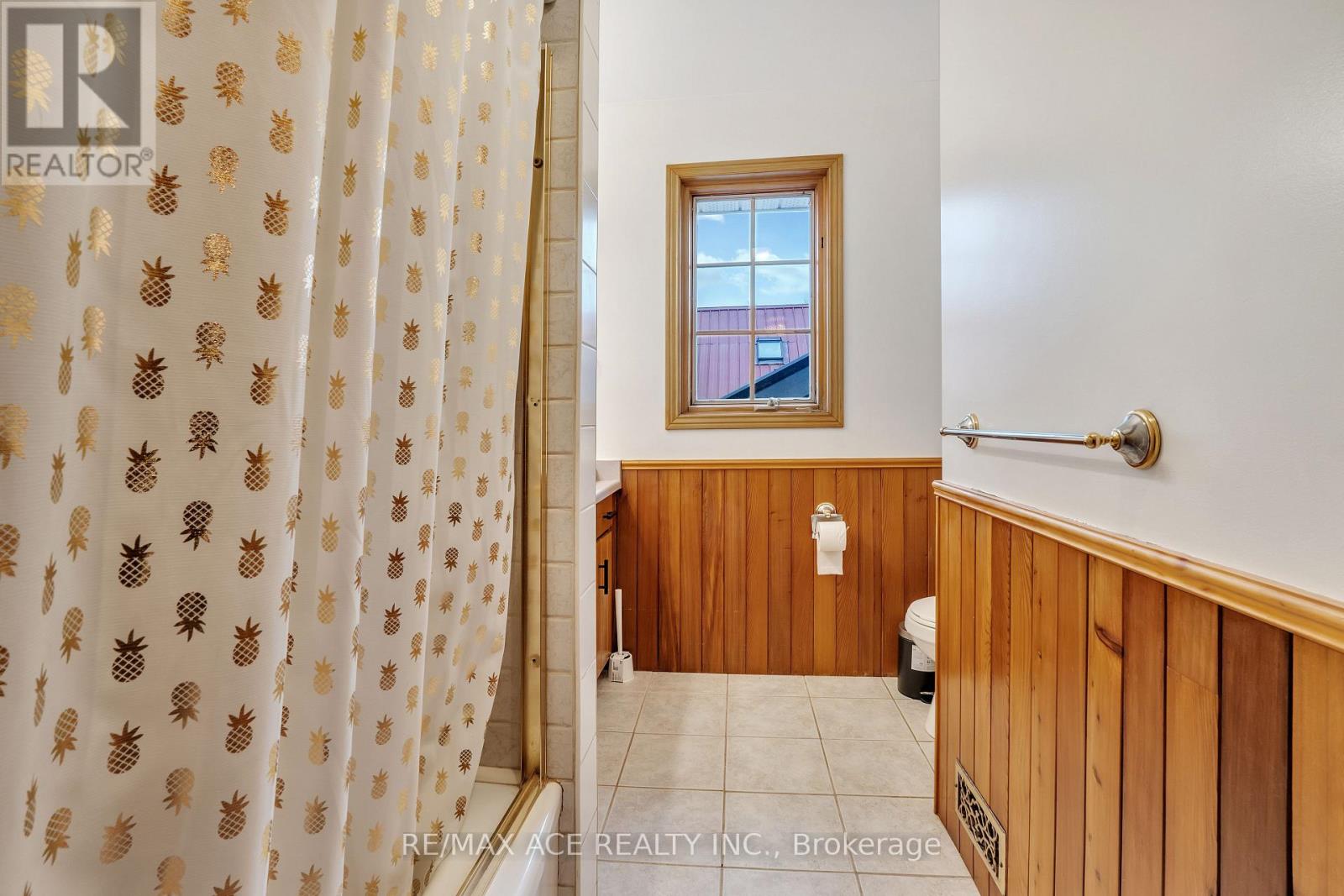 52 West Beach Road Property Photo 36