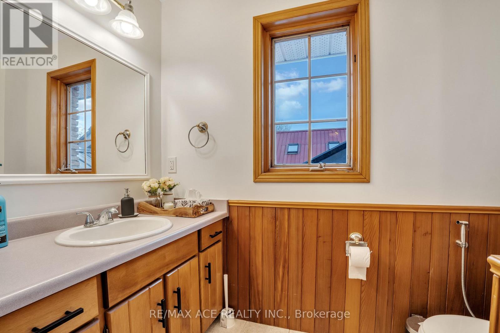 52 West Beach Road Property Photo 37
