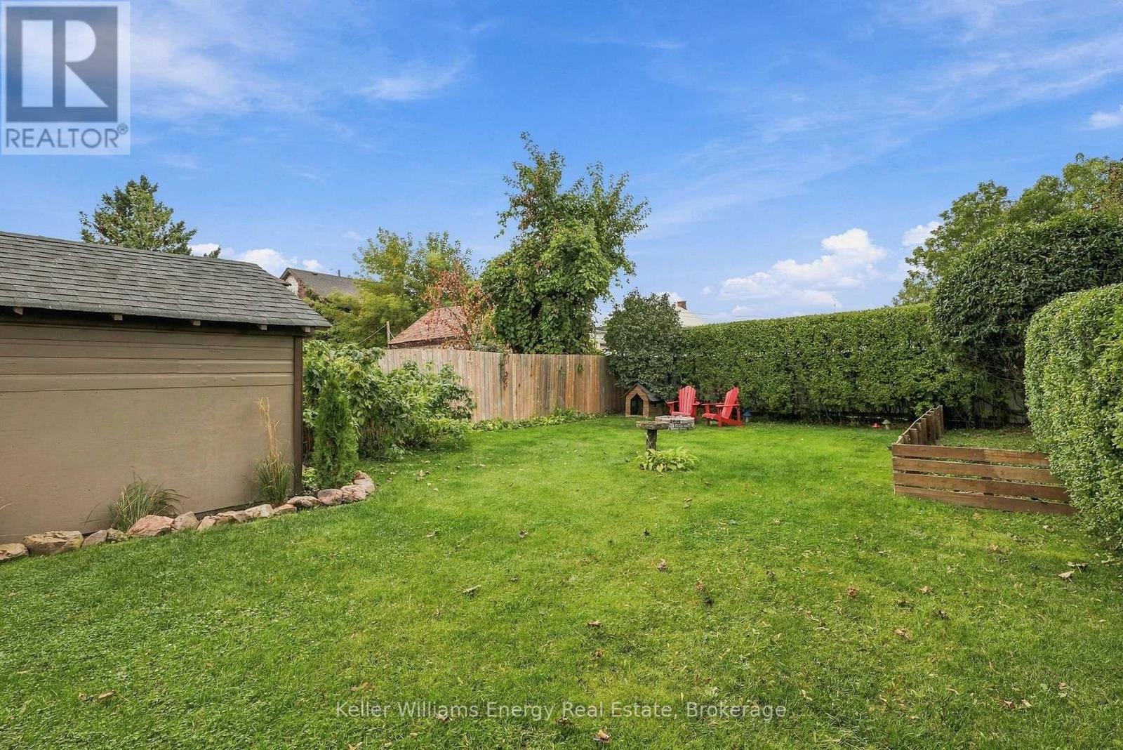 286 Gliddon Avenue Property Photo 40